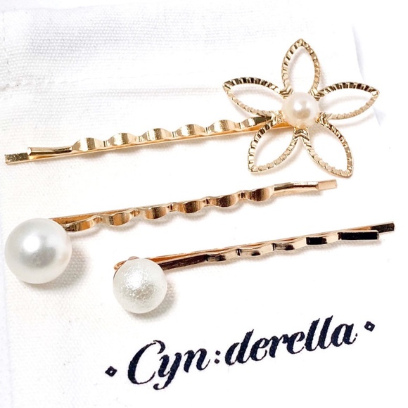 Golden Blossom Hair Clip Set - Picture 2 of 2